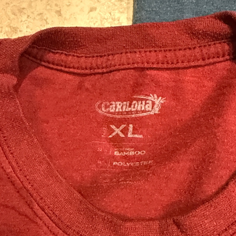 Bundle Cariloha Men's Red and Blue Graphic T-Shirts - Picture 4 of 10